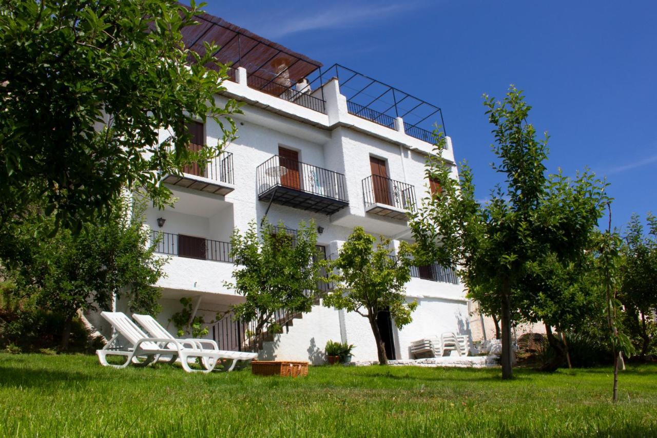 Puerta Bubión Apartamentos Exterior foto