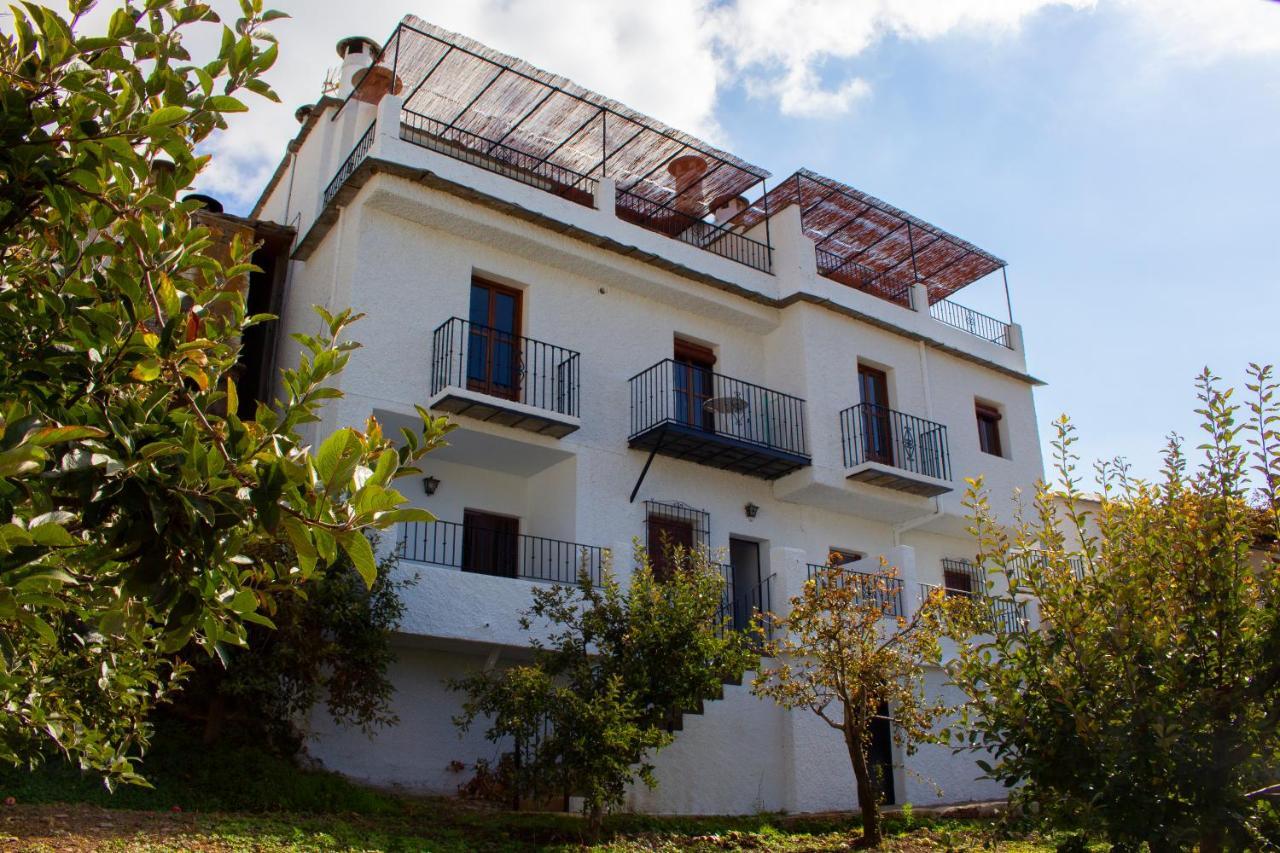 Puerta Bubión Apartamentos Exterior foto